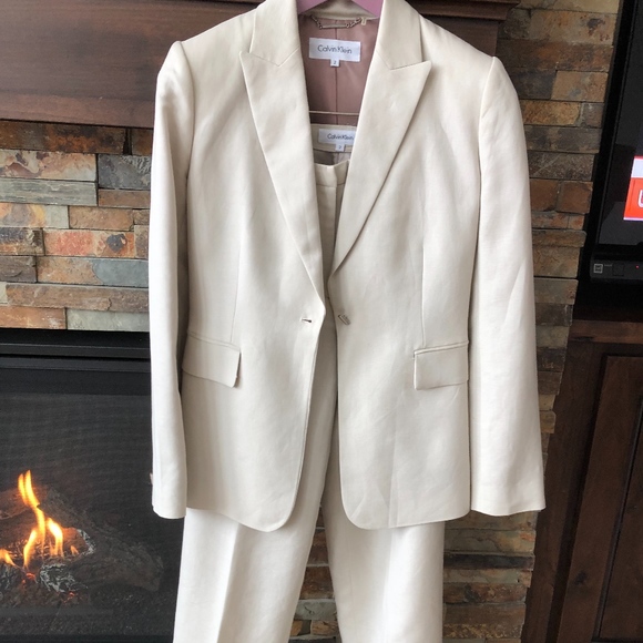 Calvin Klein Cream Linen Suit 